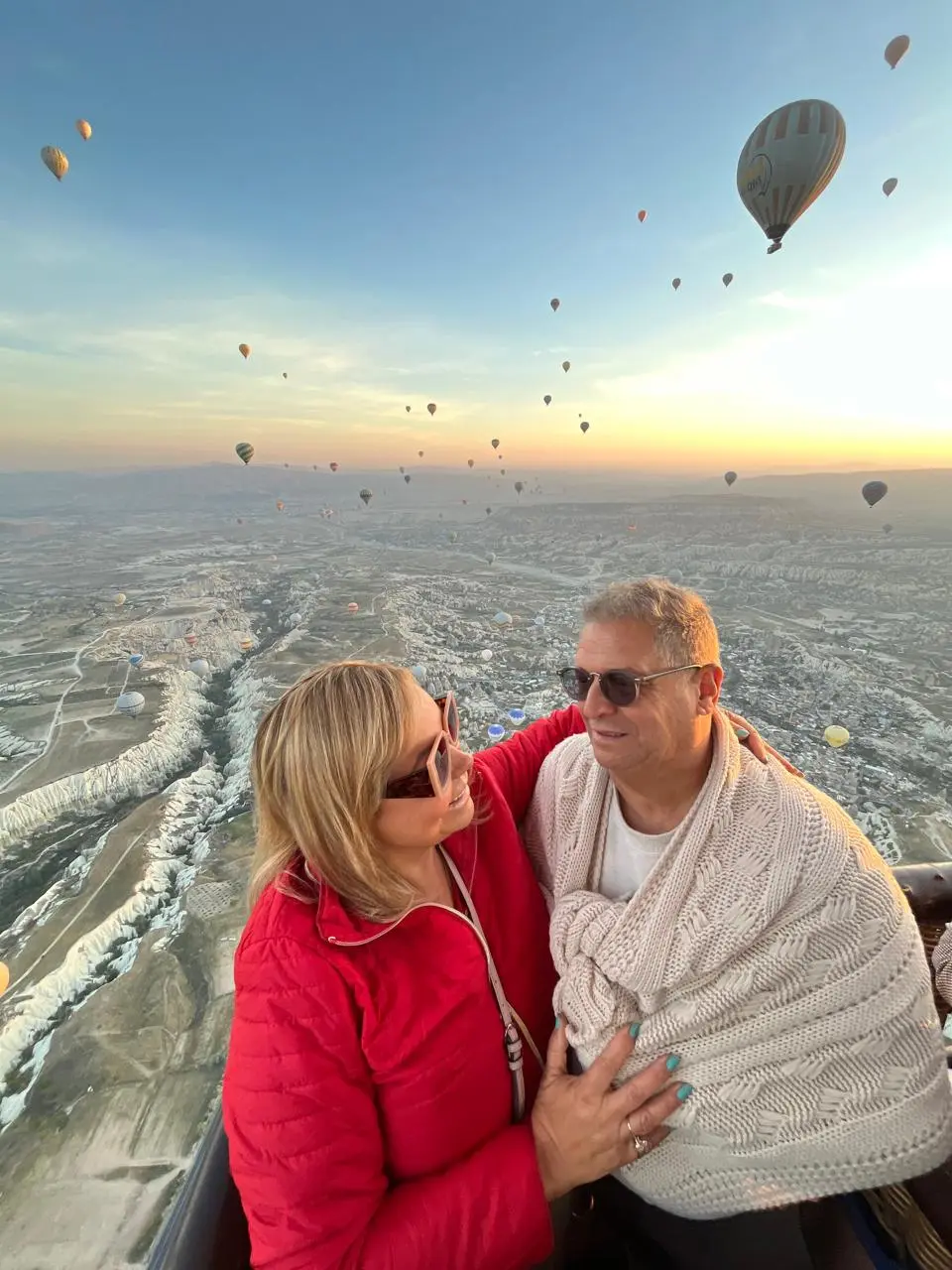 Sandra Martins em um voo de balão na Capadócia